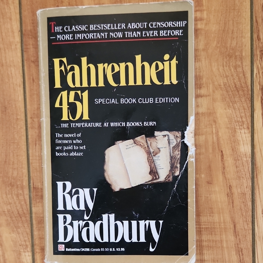 's Fahrenheit 451 - Special Book Club Edition